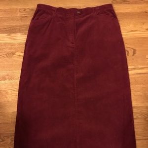 Dark red narrow wale cordoroy straight skirt.